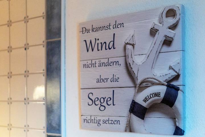 Ganze Wohnung, Gemütliche Erdgeschoßwohnung mit schöner Terrasse in Neßmersiel, Dornum