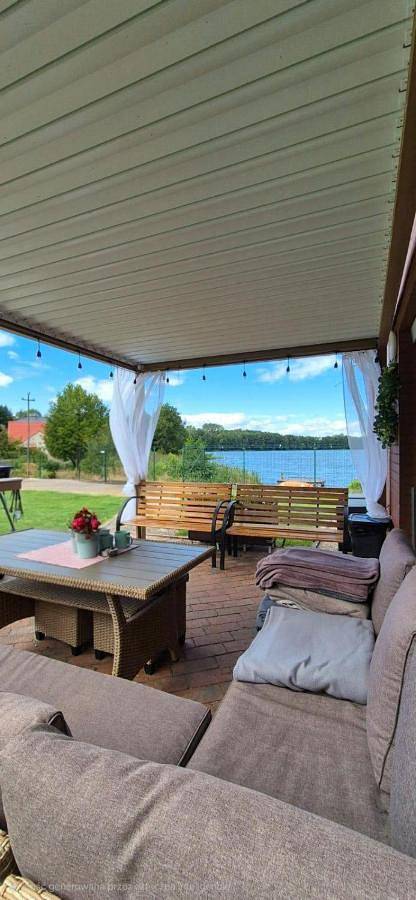 Villa für 20 Personen, mit Balkon und Terrasse sowie Garten und Seeblick in Polen - 3