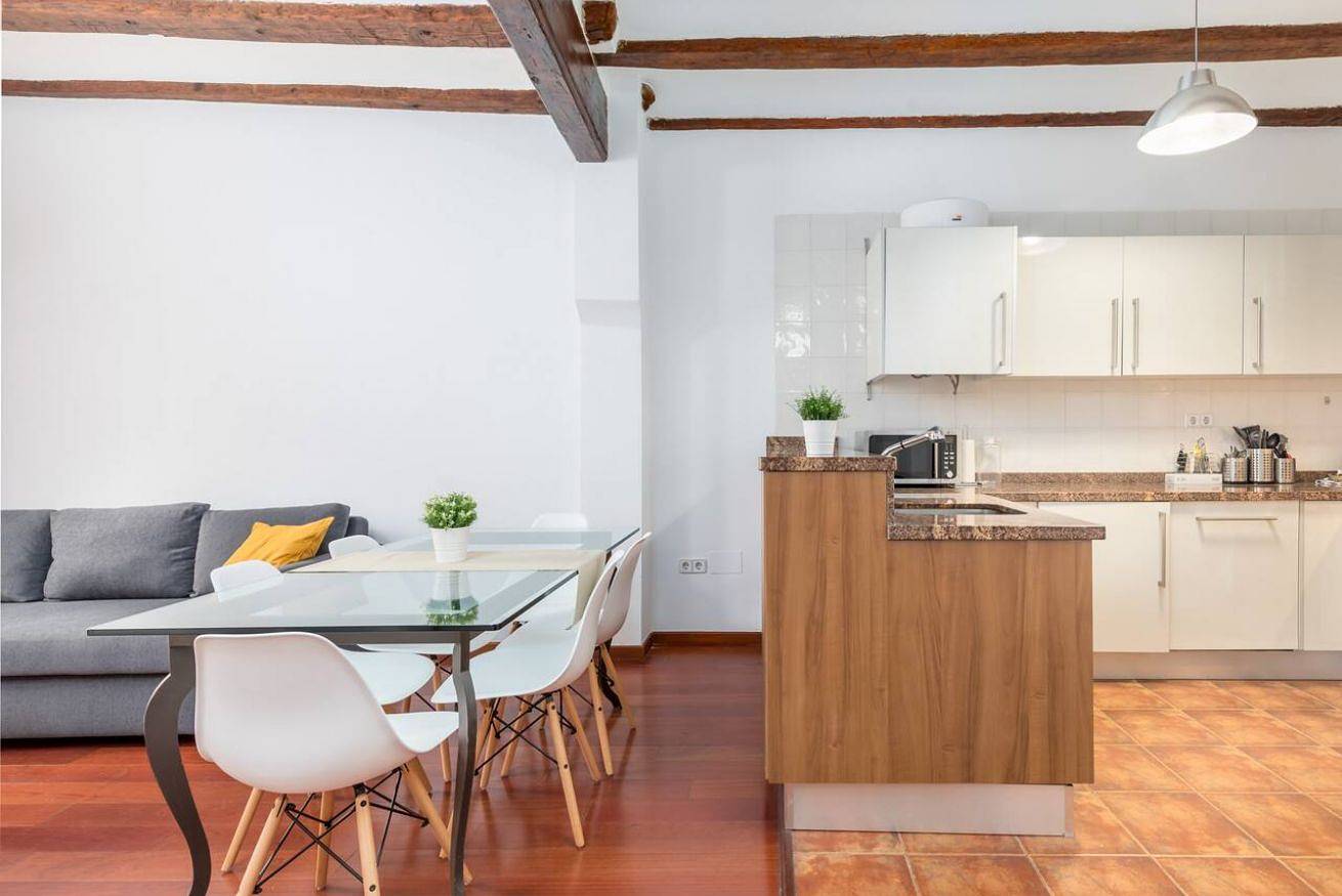 Apartamento entero, Travel Habitat Plaza de la Virgen in Valencia City Centre, Valencia
