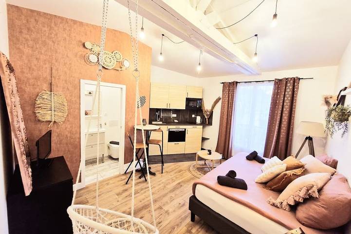 Gîte pour 3 personnes, avec jacuzzi à Clichy - 2