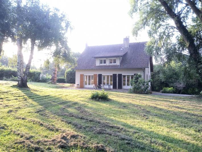Location de vacances pour 5 personnes, avec jardin à Saints - 3