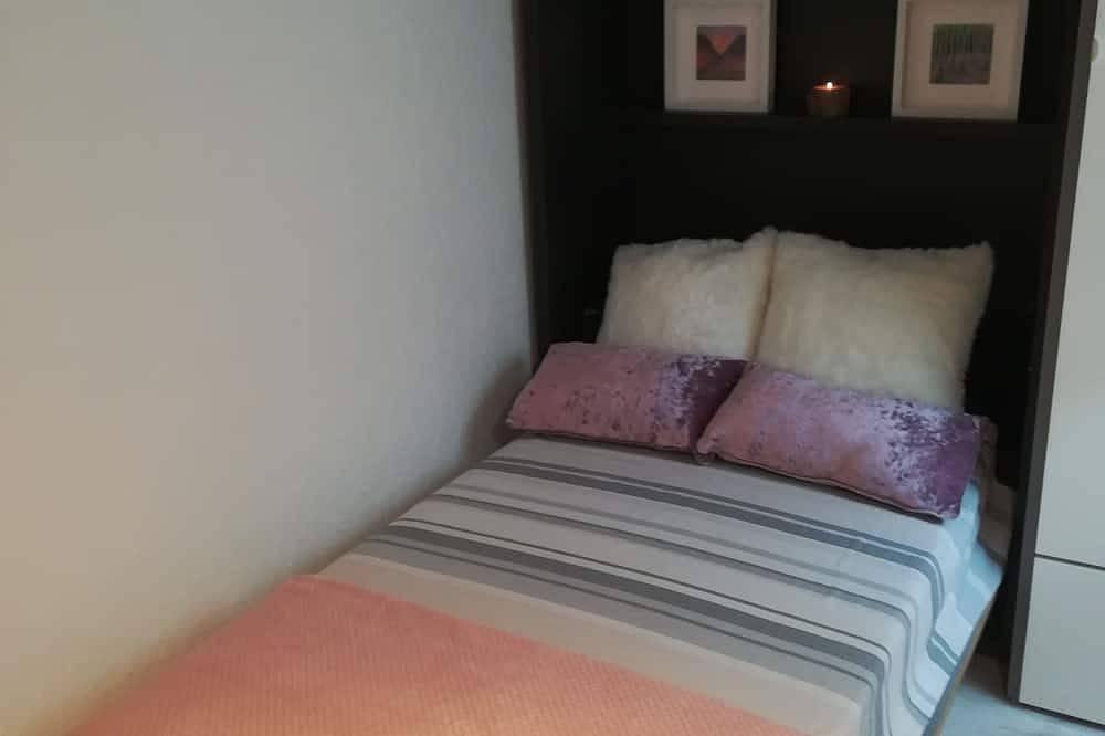 Apartamento inteiro, Estúdio central, aconchegante, luminoso, reformado, perto da Praça da Prefeitura in Arrancapins, Valência