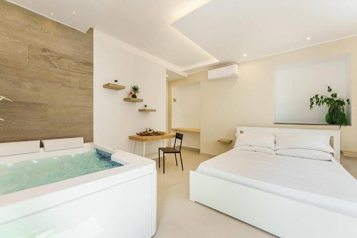 Chambre d’hôte pour 2 personnes, avec jardin et jacuzzi à Procida - 3
