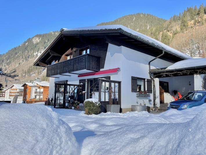 Ferienwohnung für 5 Personen, mit Balkon in Klösterle am Arlberg