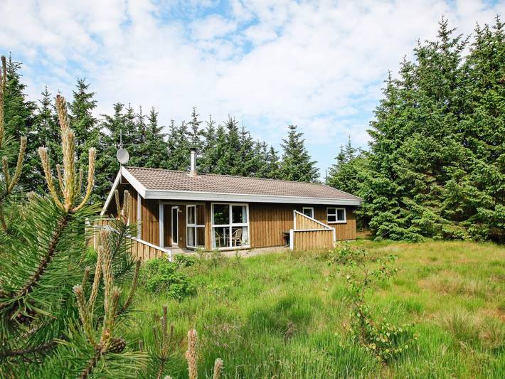 Ferieudlejning for 6 personer, med Jacuzzi og Terrasse samt Sauna i Thorup Strand