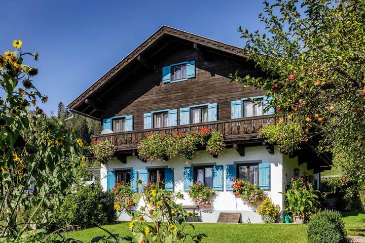 Ferienhaus für 9 Personen, mit Garten und Terrasse - 1