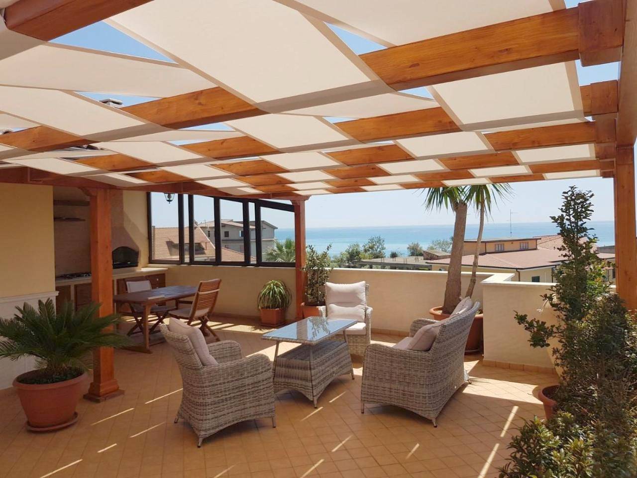 B&B e Casa Vacanza al Castello in Roccella Ionica, Provincia di Reggio Calabria