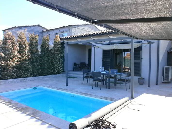 Location de vacances pour 4 personnes, avec piscine ainsi que terrasse et jardin à Palasca - 3