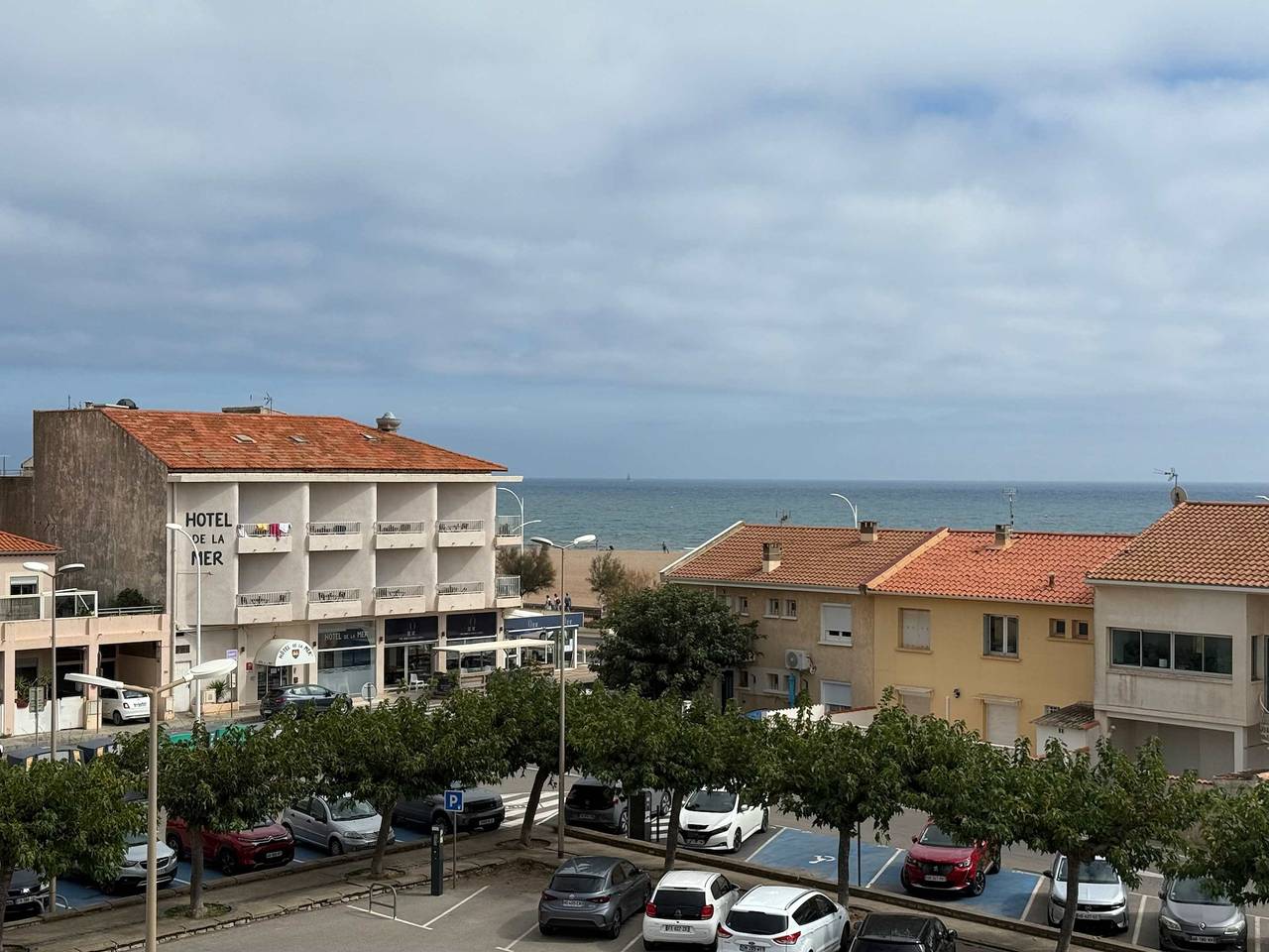 Appartement entier, Appartement de vacances pour 6 personnes avec balcon/terrasse in Valras-Plage, Côte d'Améthyste