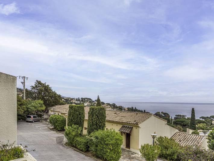 Gîte pour 4 personnes, avec terrasse et jardin dans Pramousquier - 3
