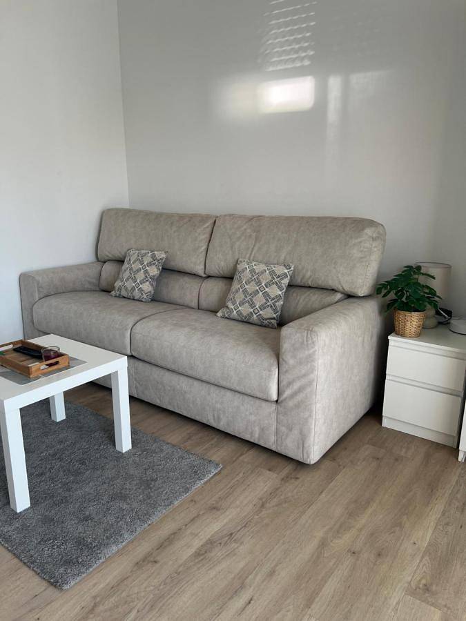 Appartement entier, One-Bedroom Apartment in Lingolsheim, Région de Strasbourg