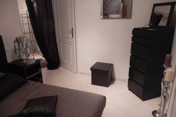 Villa for 6 Guests in Nice (France), Nice region, Picture 3