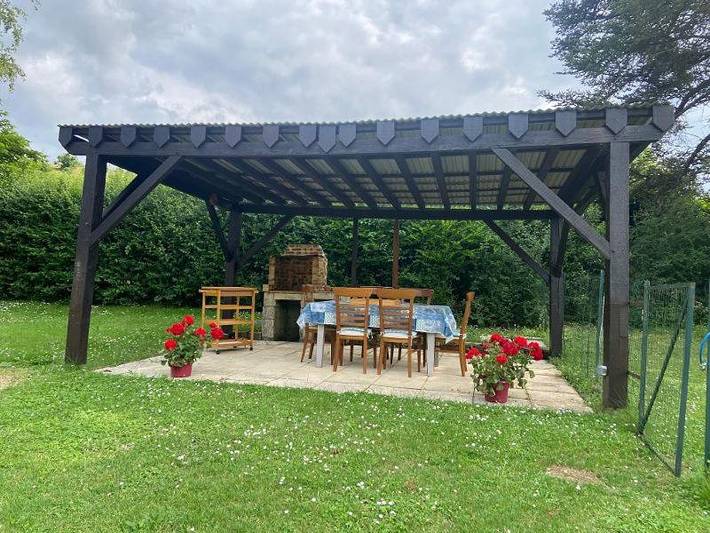 Location de vacances pour 7 personnes, avec terrasse et piscine à Badefols-sur-Dordogne - 3