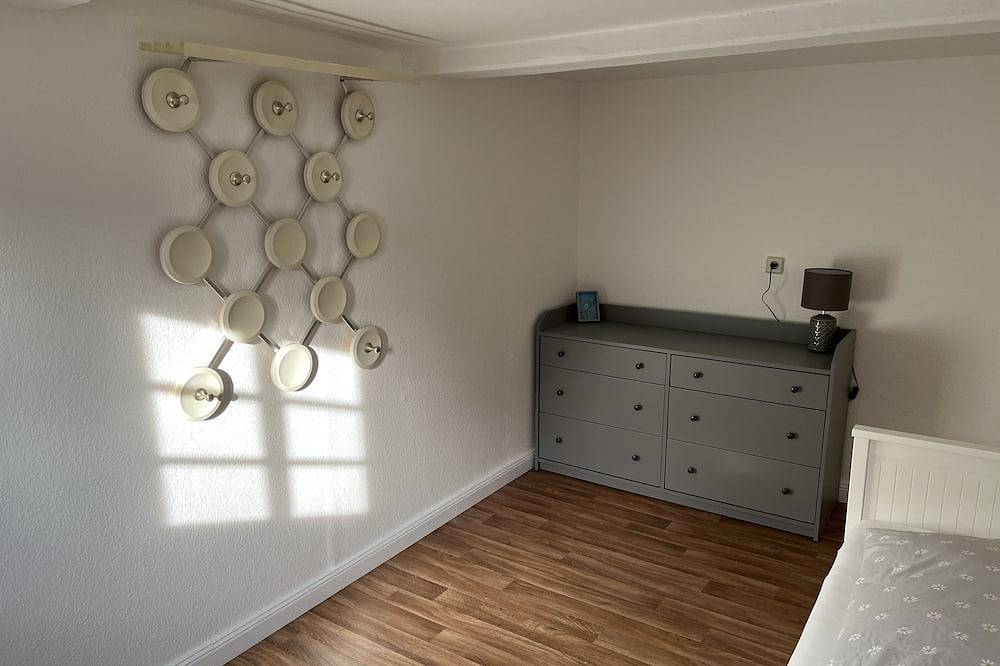 Ganze Wohnung, Modern but historical apartment in Umgebindehaus in Jonsdorf, Zittauer Gebirge