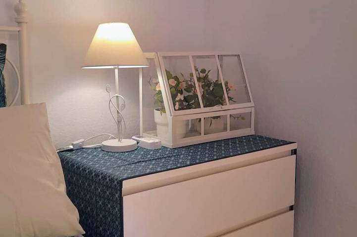Appartement entier, Nouveau Front de mer, vue sur mer, clim, WiFi rapide, piscine, 2 terrasses ensoleillées, parking in Urbanización Villa del Mar, Vélez-Málaga