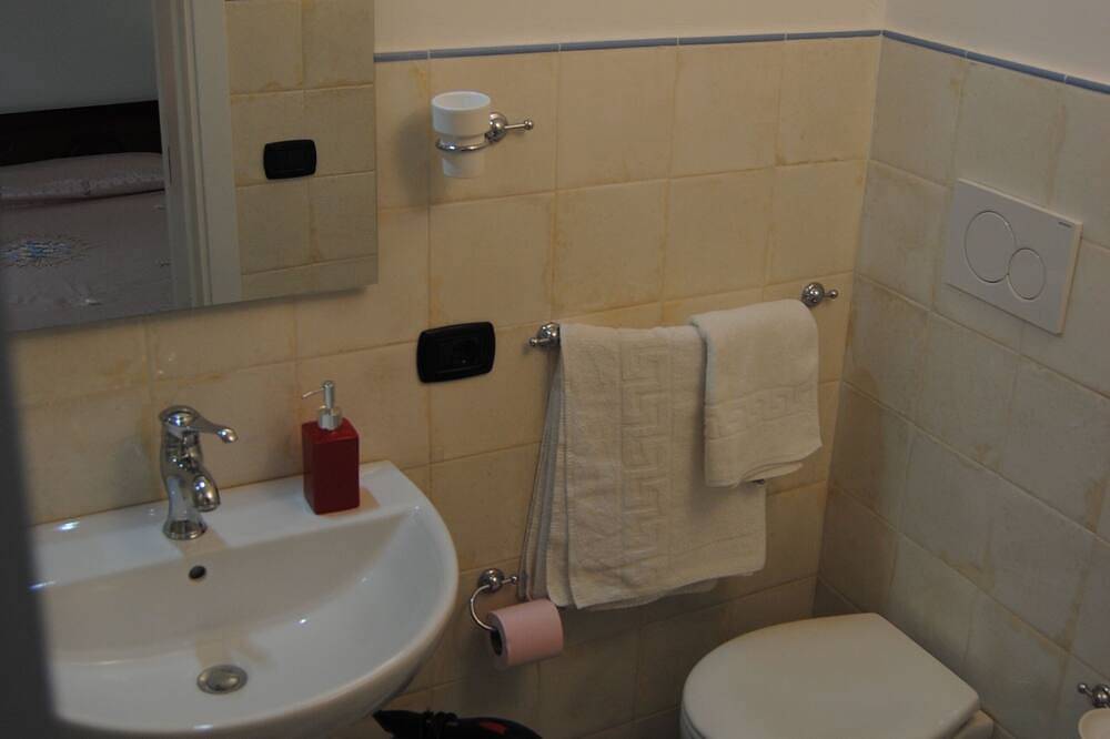 B & b Palazzo Maestro & Corte Maestro rooms in Gallipoli, Gulf of Taranto