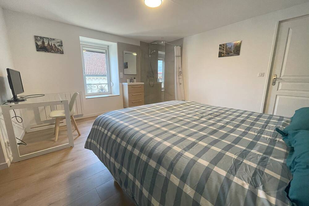 Entire apartment, Downtown apartment.  Ideal for spa guests, families and golfers. in Vittel, Neufchâteau (France)