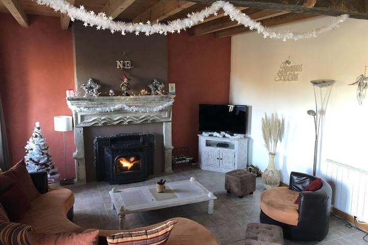 18th century 3-star farmhouse - Private pool and garden in Lagorce, Ardèche