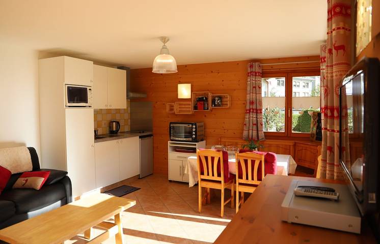 Location de vacances pour 2 personnes, avec Terrasse et Jardin à Salvan