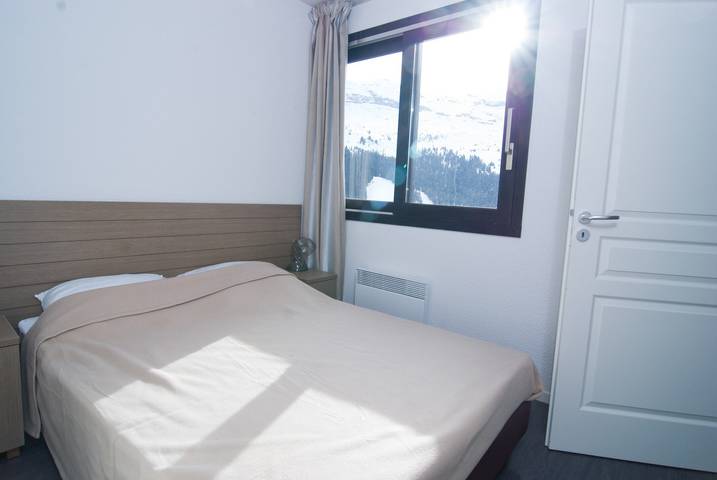 Ganze Wohnung, Ferienwohnung für 4 Personen mit Pool in Flaine, Arâches-la-Frasse