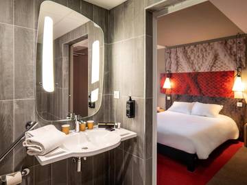 Hôtel pour 2 personnes, avec jardin à Moulins