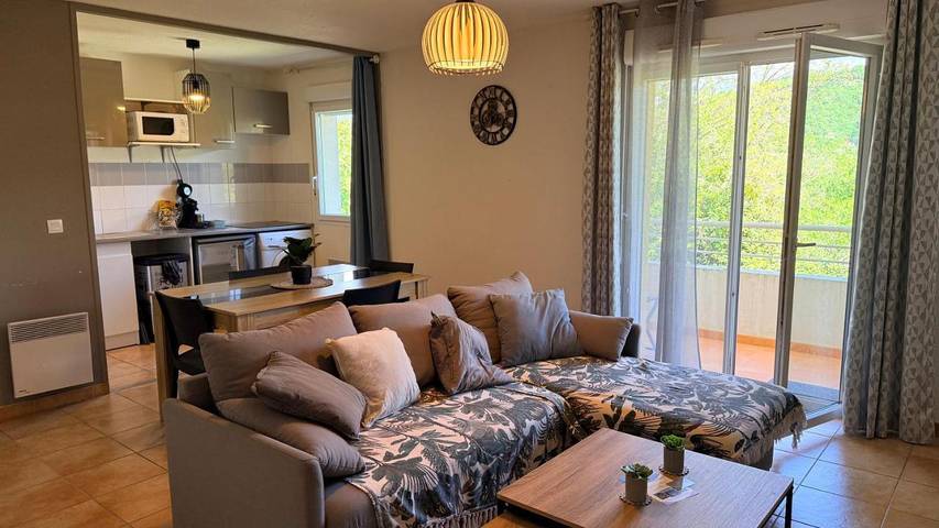 Gîte pour 6 personnes, avec balcon et vue, animaux acceptés à Château-Arnoux-Saint-Auban - 2