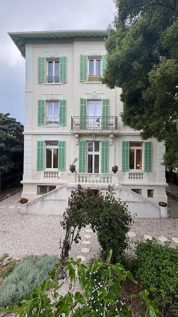 Villa pour 8 personnes, avec jardin et terrasse à Cannes