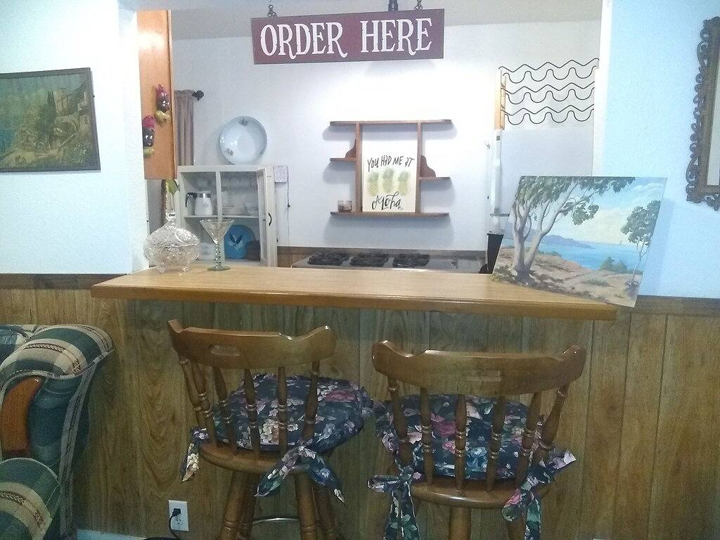 Cabin 2 Miles From Trade Days Granny'S Cabin Themed With Antiques in Van Zandt County