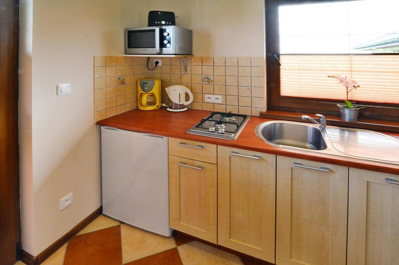 Ferienhäuser in Seenähe, Minizoo in Powiat Sławieński