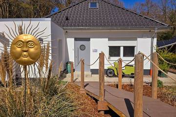 Ferienhaus für 3 Personen, mit Garten und Whirlpool in Wiefelstede