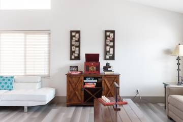 Vacation Rental for 16 Guests in Las Vegas, Red Rock Canyon, Picture 1