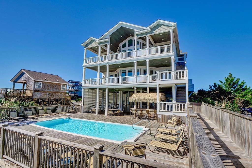16 Br / 18 Bad, 60 Personen Oceanfront mit Pool / Aufzug! 2068 New River Inlet Rd in North Topsail Beach, Camp Lejeune