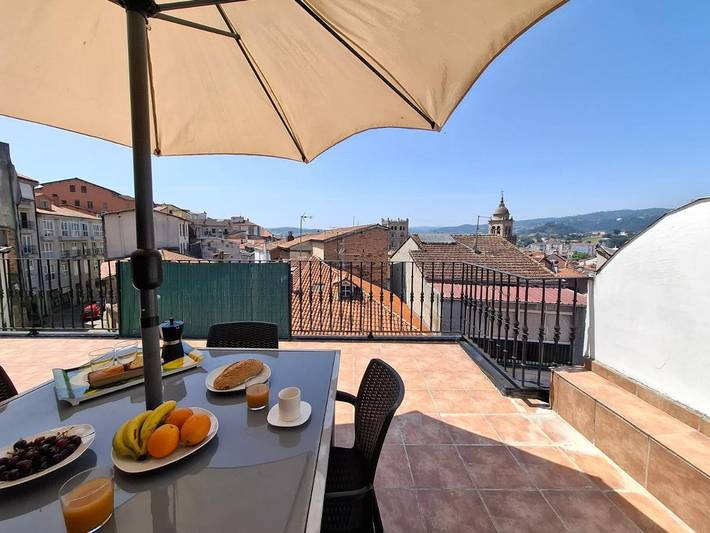 Ferienwohnung für 4 Personen, mit Terrasse und Ausblick - 1