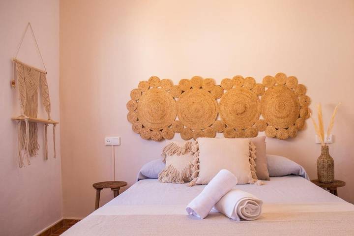 Casa rural para 10 personas, con Balcón y Jacuzzi además de Terraza y Jardín en Corredor De Almansa - 3