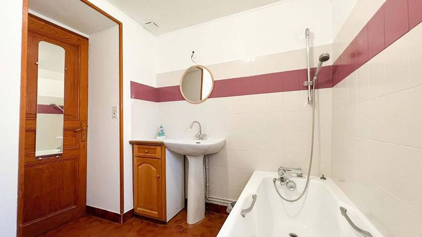 Location de vacances pour 8 personnes, avec jardin à Ferrières-la-Verrerie - 2