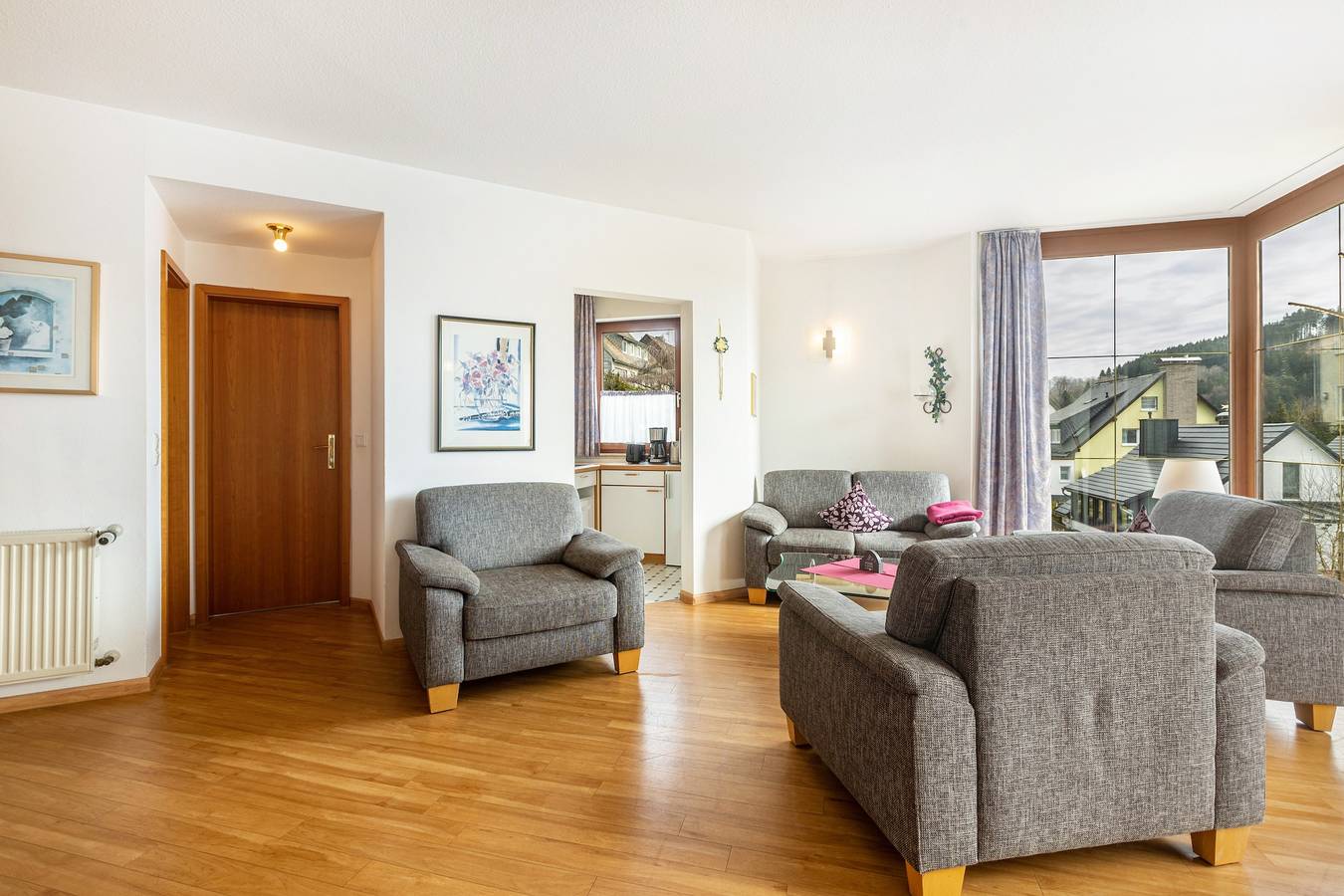 Ganze Wohnung, Ferienwohnung 'Orenberg 4' mit Balkon und Wi-Fi in Willingen, die Mittelgebirge