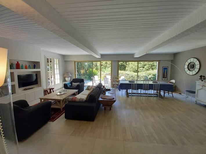 Location de vacances pour 10 personnes, avec jardin et terrasse dans Plage du Platin - 2