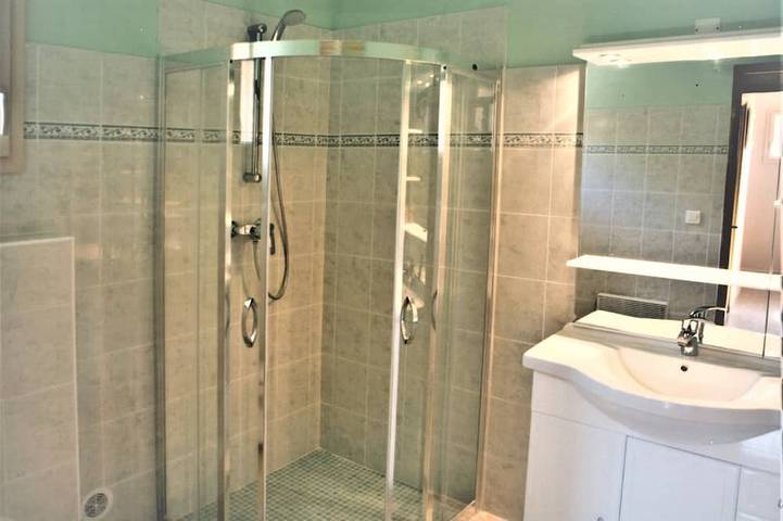 Location de vacances pour 8 personnes, avec piscine à Ville-di-Pietrabugno - 4