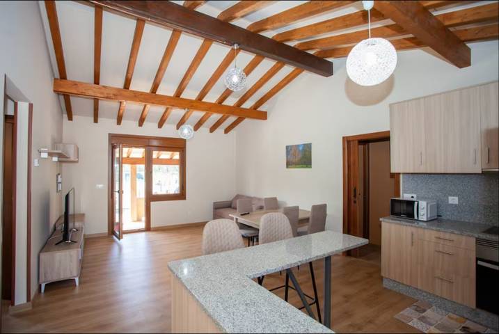 Apartamento para 6 personas, con jardín en Allariz