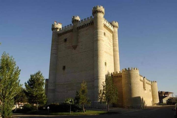 Apartamento de vacaciones para 6 personas, con balcón además de jardín y piscina - 1