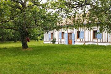 Gîte pour 6 personnes, avec jardin, animaux acceptés dans Sabres