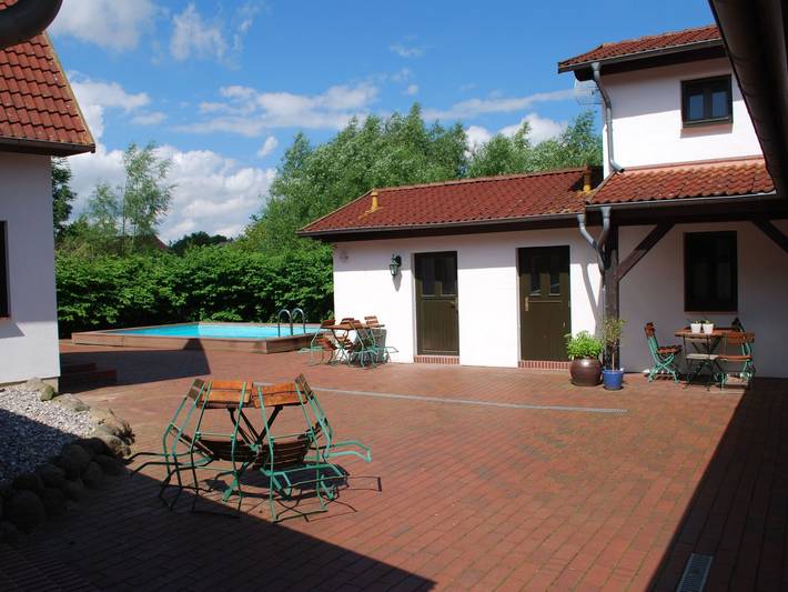 Ferienwohnung für 3 Personen, mit Garten und Pool in Dargun - 4