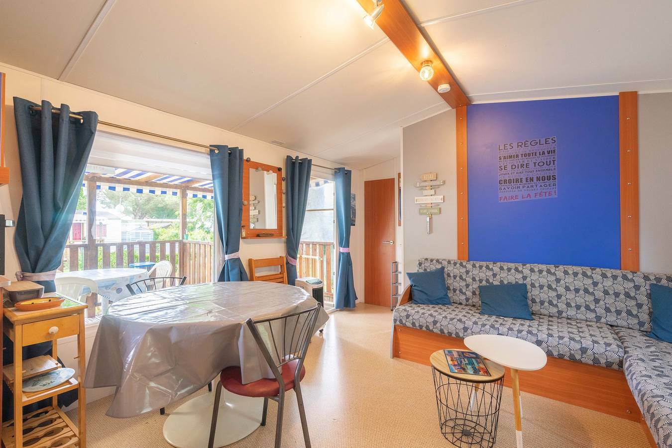 Mobilheim 'Mh 100 La Tremblade' mit Gemeinschaftspool, Terrasse und Privatem Garten in La Tremblade, Côte de Beauté