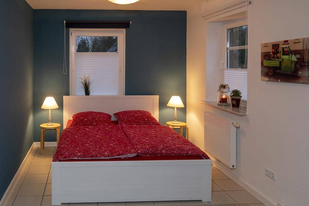 Ganze Wohnung, Gemütliches Studio-Ap „Kleine Auszeit“ 🐕‍🦺 freundl. +Terr.+ Garten, diverse Extras in Upgant-Schott, Nordseeküste