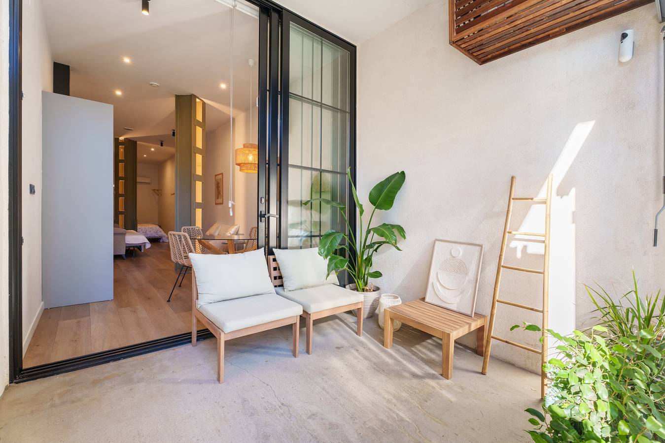 Apartamento entero, Apartamento 'Mestalla Flats Rut' con terraza privada, Wi-Fi y aire acondicionado in Valencia, Costa de Valencia