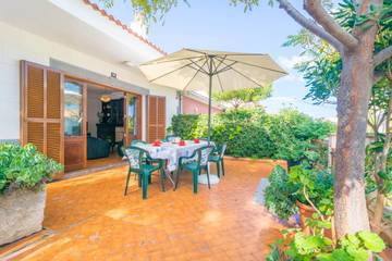 Holiday home in Santa Margalida, North Majorca für 9 