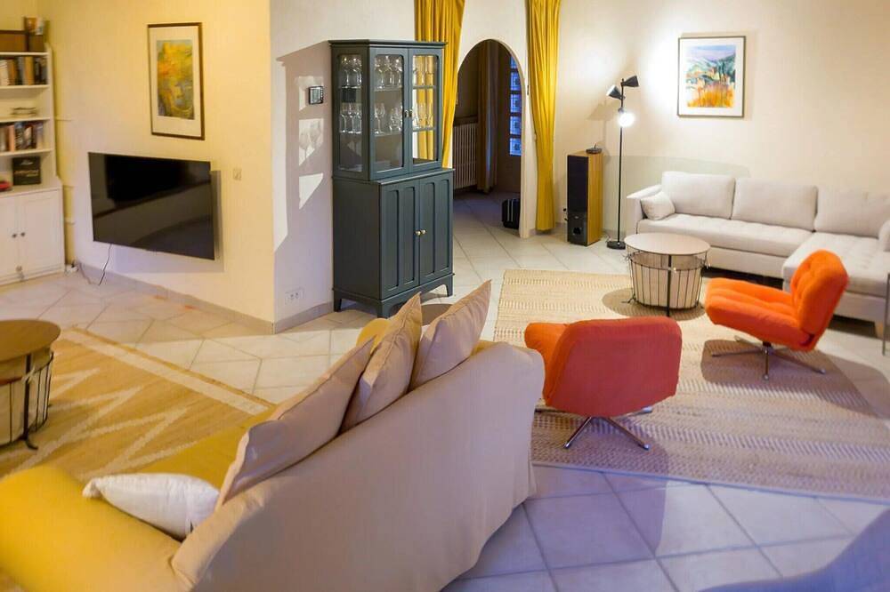 Villa Christine, with pool and views in Provence in Carcès, Brignoles region