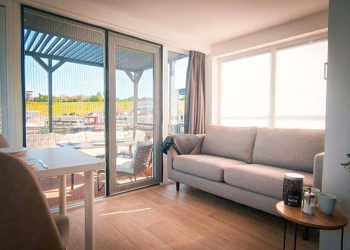 Boot für 4 Personen, mit Terrasse und Ausblick sowie Seeblick in Sachsen-Anhalt - 4
