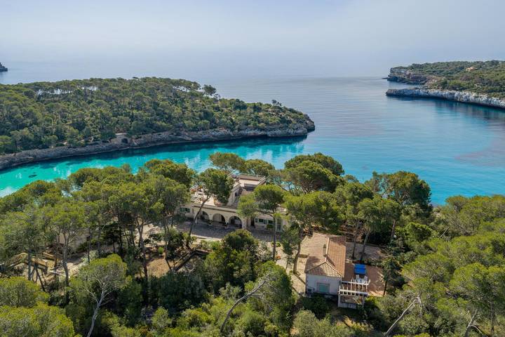 Ferienhaus für 10 Personen, mit Whirlpool und Garten in Cala Mondrago