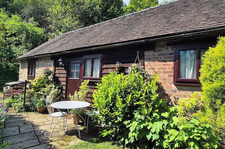 Holiday rental for 4 people, with garden in Shropshire Hills